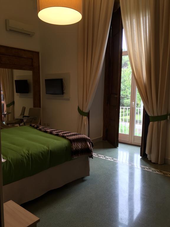 Napoli Milionaria B&B Exterior photo
